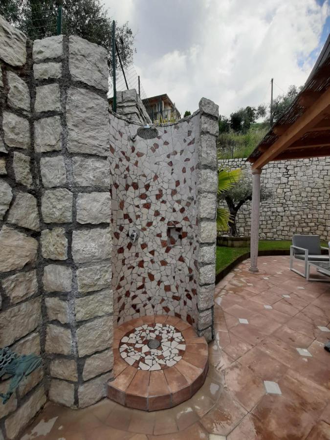 Bmp Apartment Deluxe 1 Jacuzzi Riscaldata Privata Vista Lago Di Garda Brenzone sul Garda Exterior foto