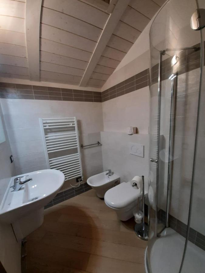 Bmp Apartment Deluxe 1 Jacuzzi Riscaldata Privata Vista Lago Di Garda Brenzone sul Garda Exterior foto
